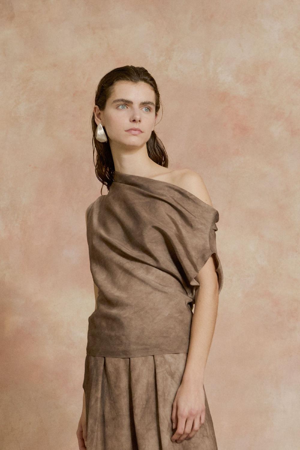 Cortana Kuu Izda Pendiente Triangular De Plata