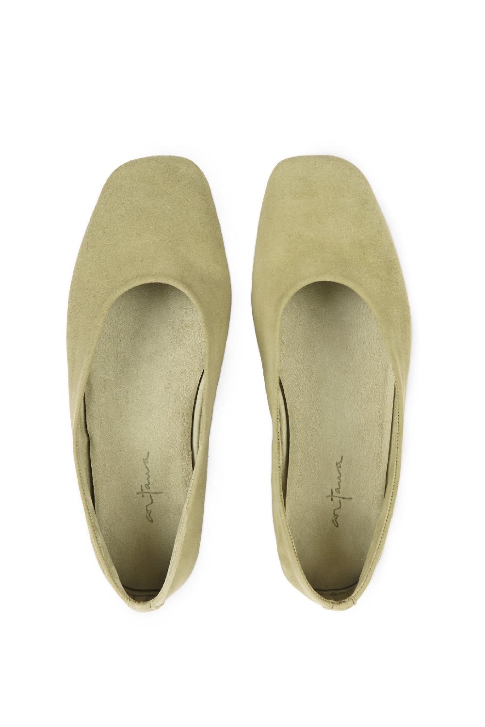 Cortana Lara Bailarina De Ante Verde