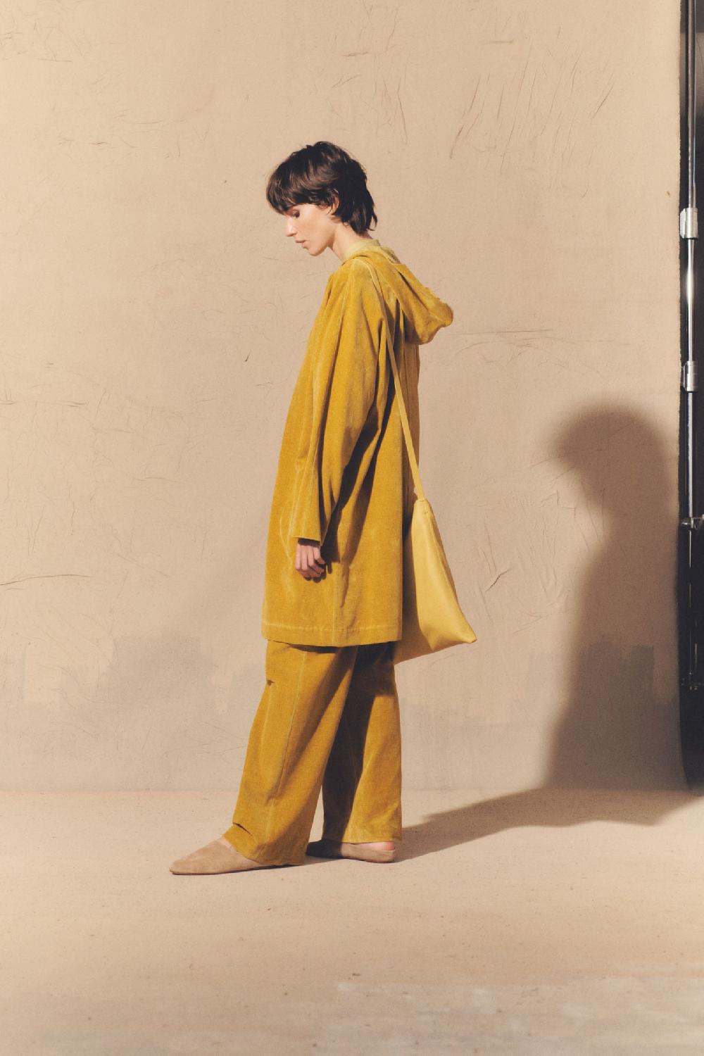 Cortana Leandra Pantalón En Terciopelo Dorado