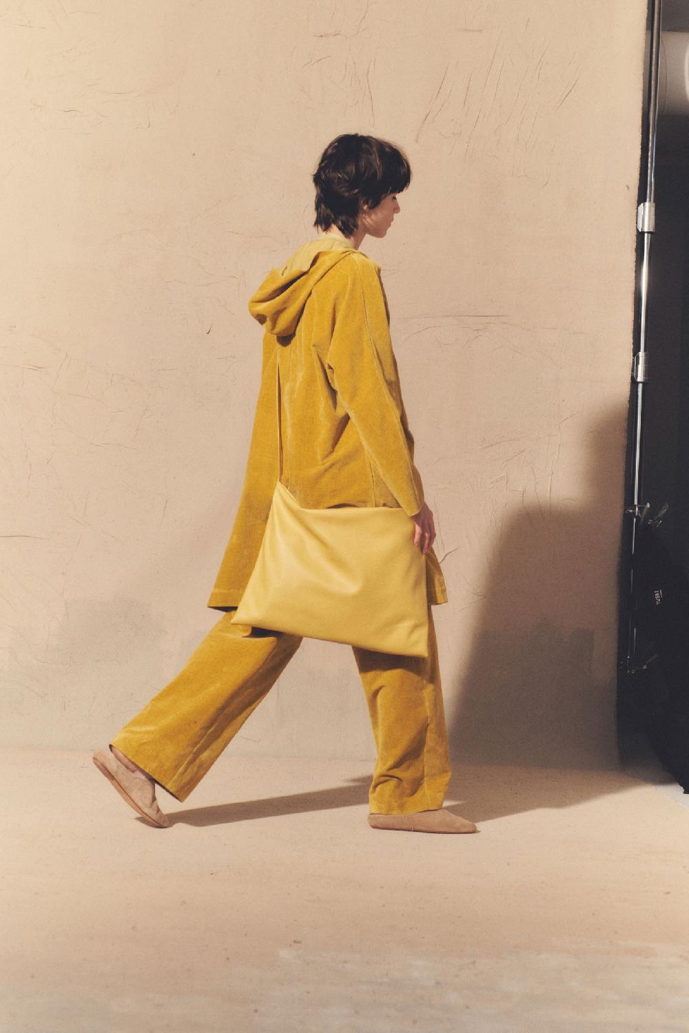 Cortana Leandra Pantalón En Terciopelo Dorado