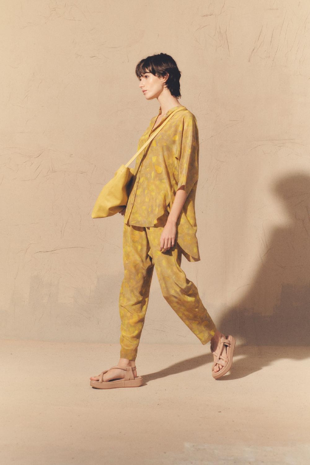 Cortana Lili Top En Seda Lima Print