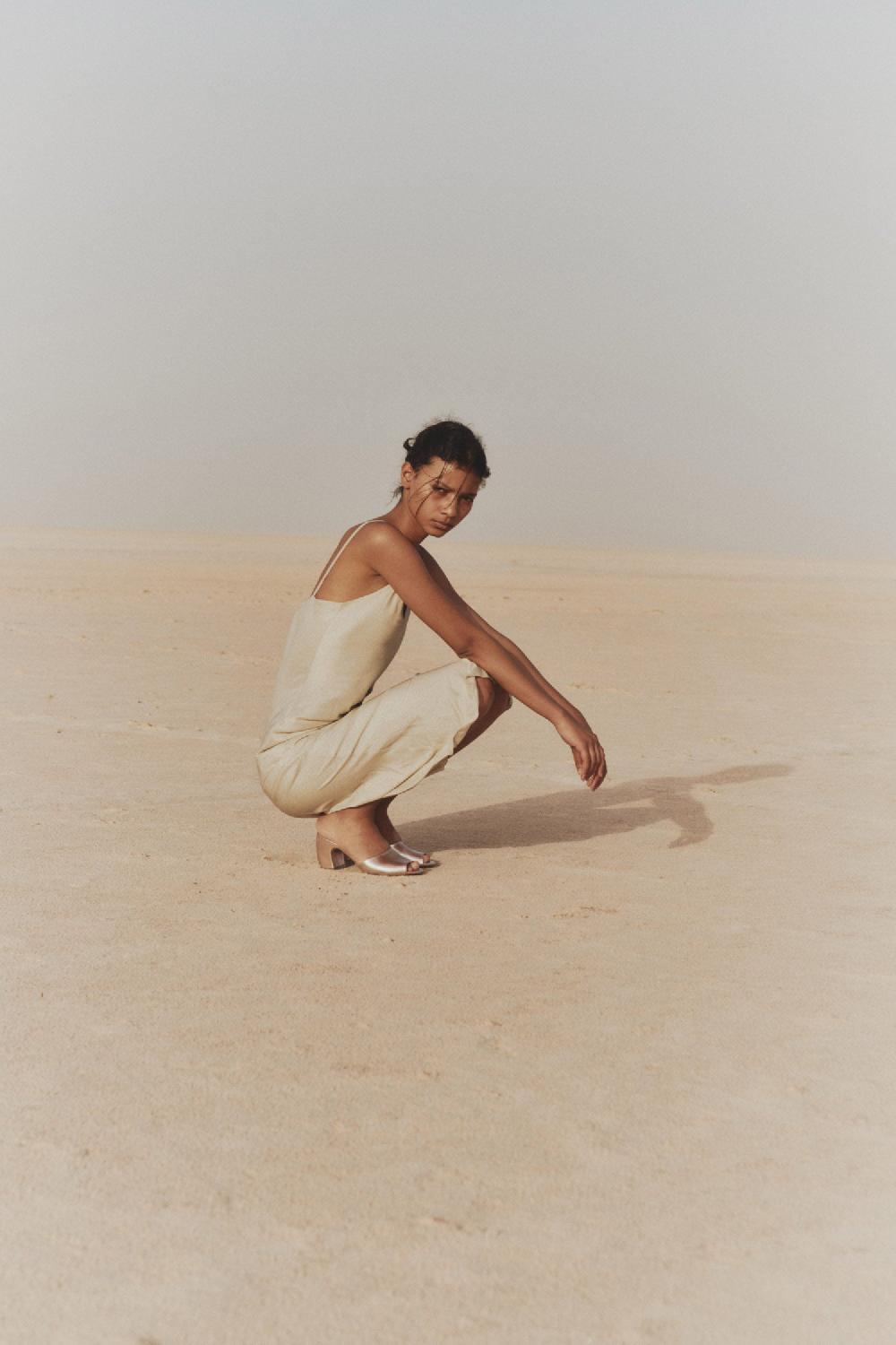 Cortana Lili Vestido En Seda Plata Metalizada