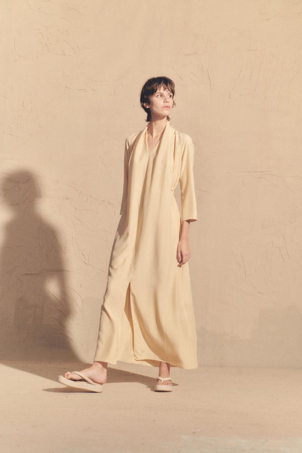 Cortana Lorena Vestido En Seda Vainilla