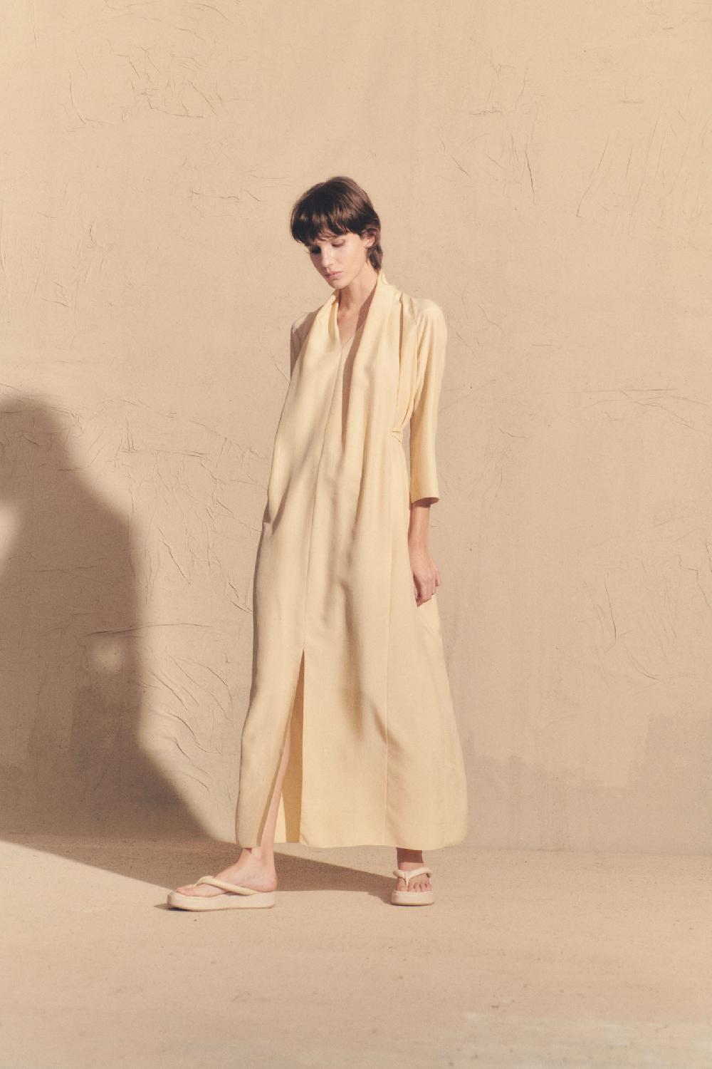 Cortana Lorena Vestido En Seda Vainilla