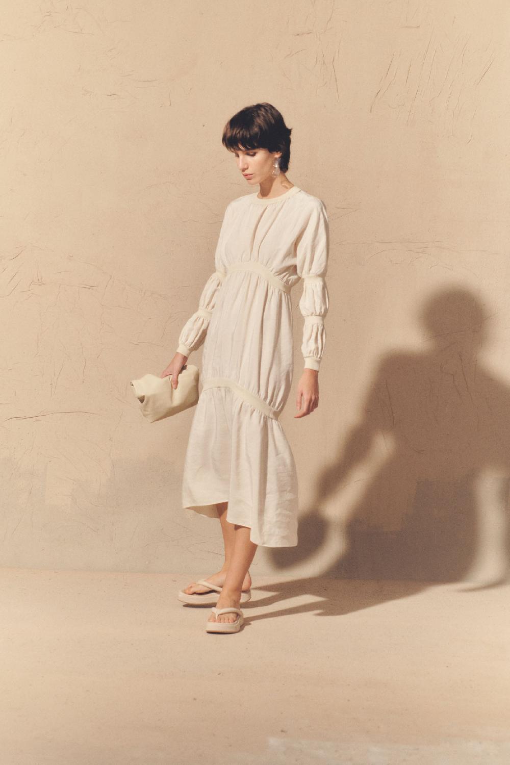 Cortana Morgan Vestido En Lino Y Seda Marfil