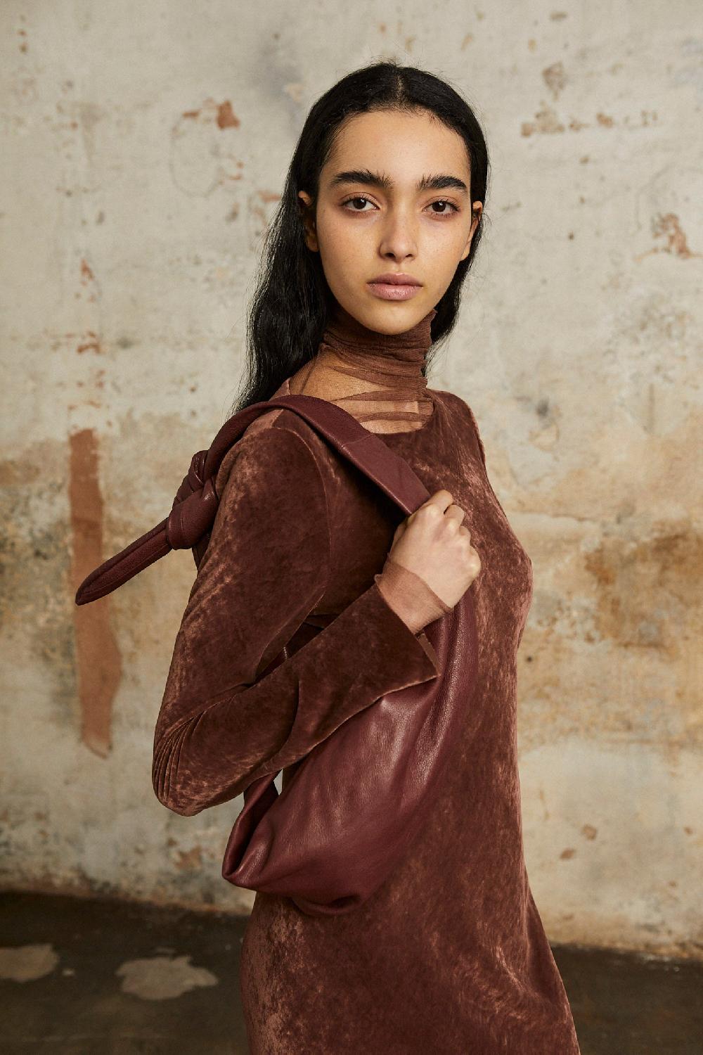 Cortana Roisin Vestido Largo En Terciopelo Blush