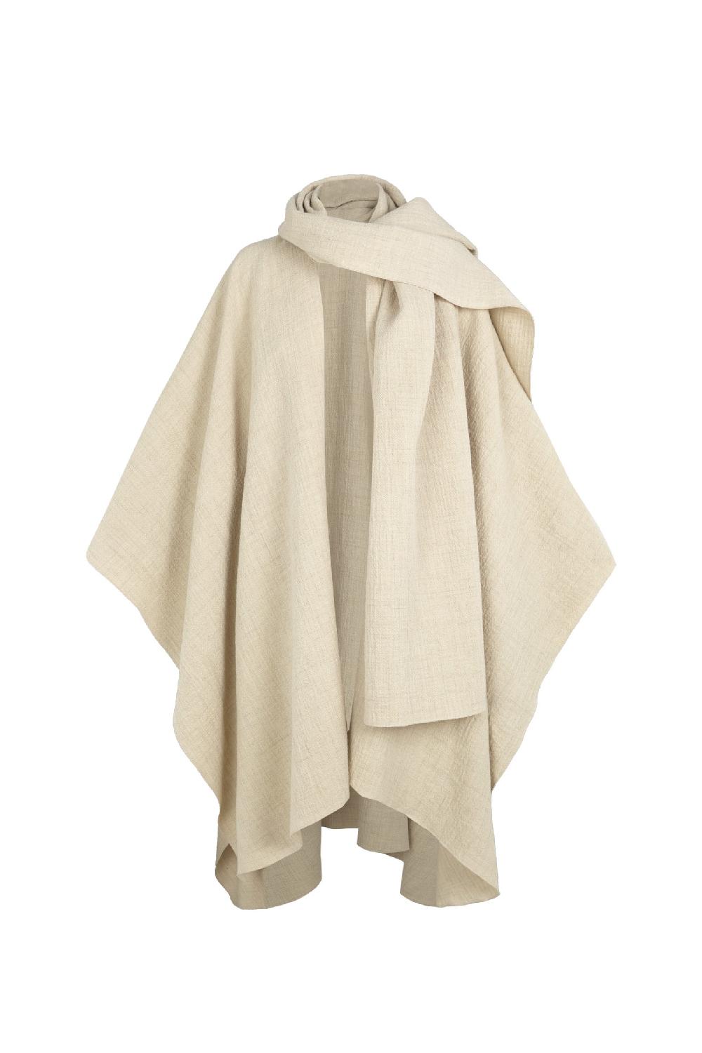 Cortana Sabah poncho champagne