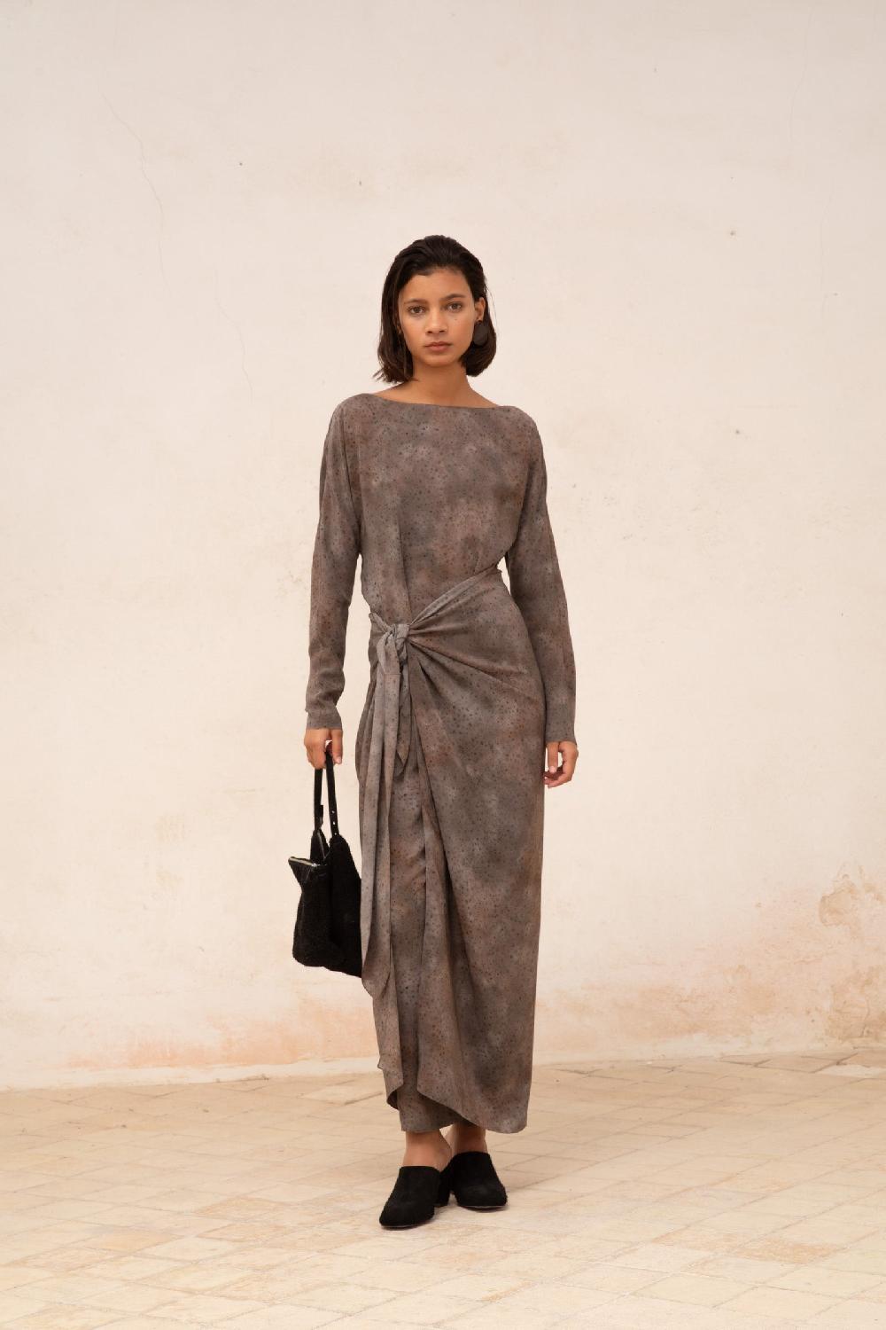 Cortana Selenita Vestido En Seda Dejavu Print