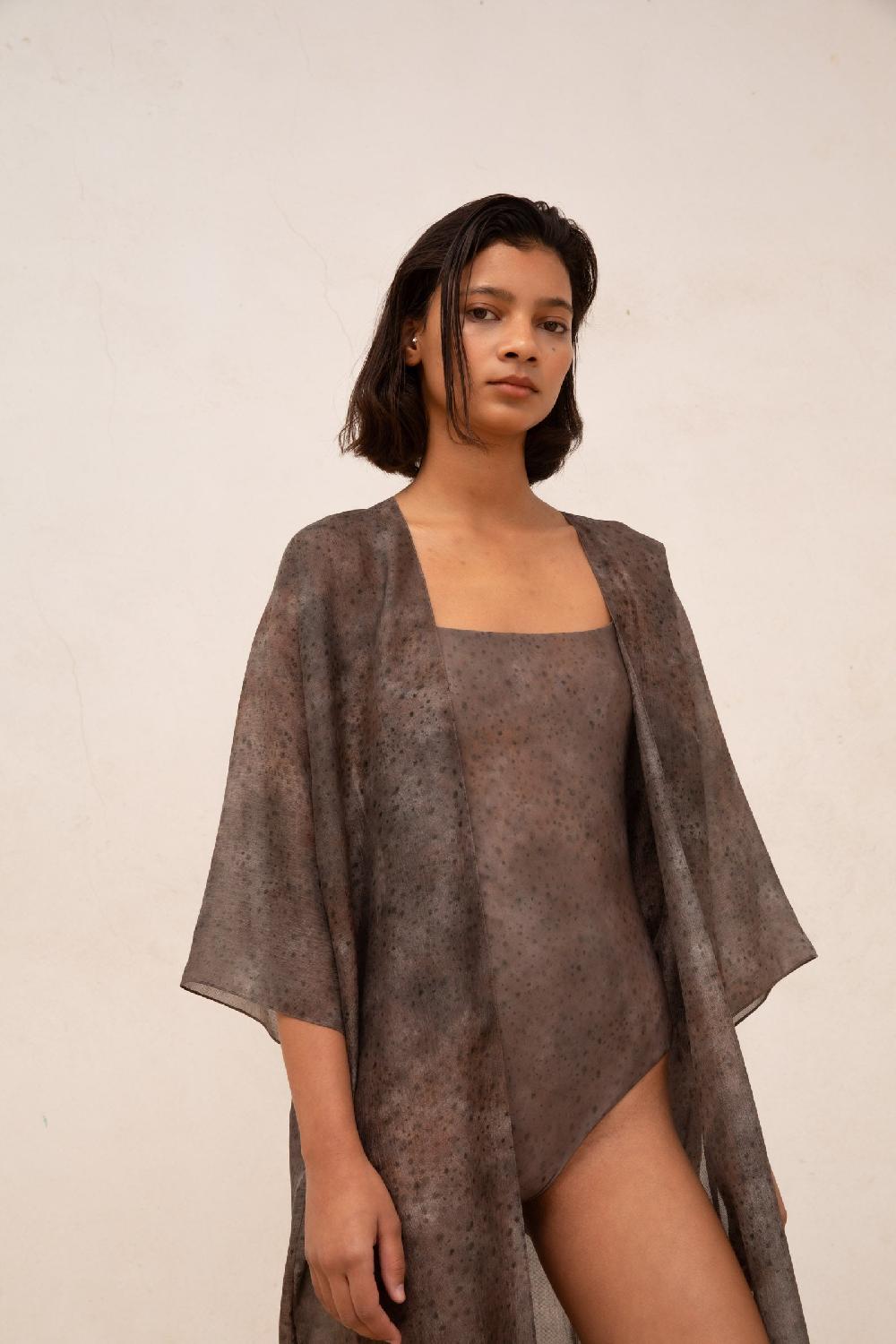 Cortana Sera Chaqueta Larga En Seda Dejavu Print