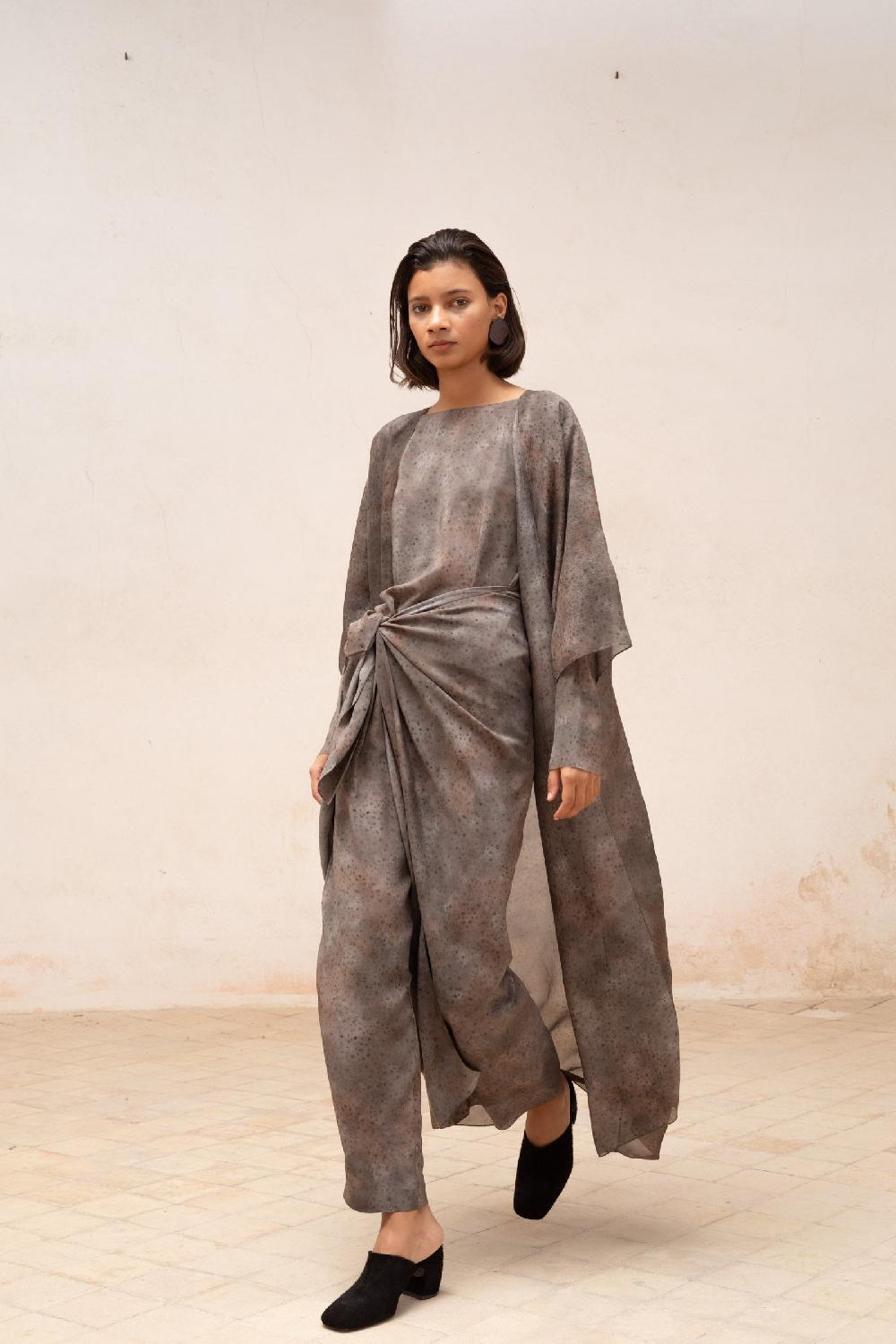 Cortana Sera Chaqueta Larga En Seda Dejavu Print