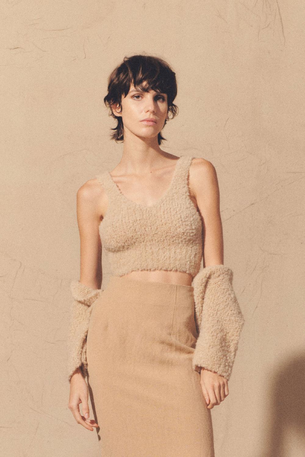 Cortana Tender Top En Baby Camel Y Seda Beige