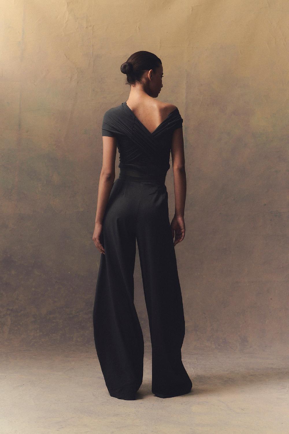 Cortana Zaida Crop Top En Tul De Seda Grafito