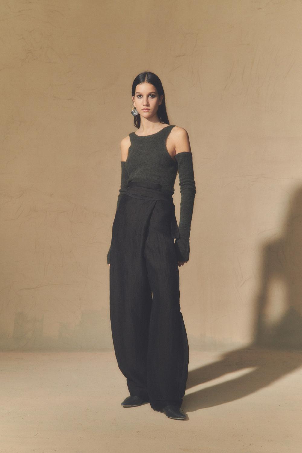 Cortana Zakia Top En Baby Alpaca Lana Y Seda Verde