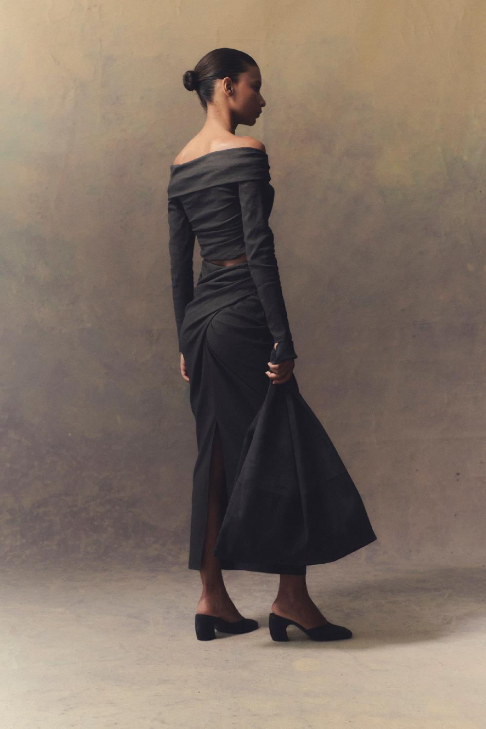 Cortana Mira Falda Cruzada En Cáñamo Y Viscosa Grafito