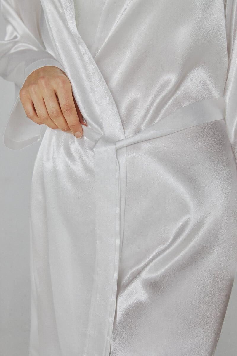 Cortefiel Bata De Mujer Ivette Bridal Corta De Satén En Blanco