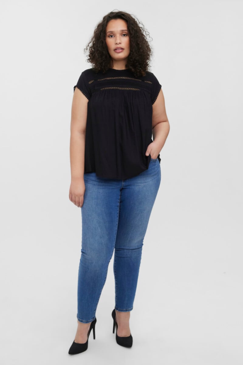 Cortefiel Blusa fluida de cuello redondo talla grande