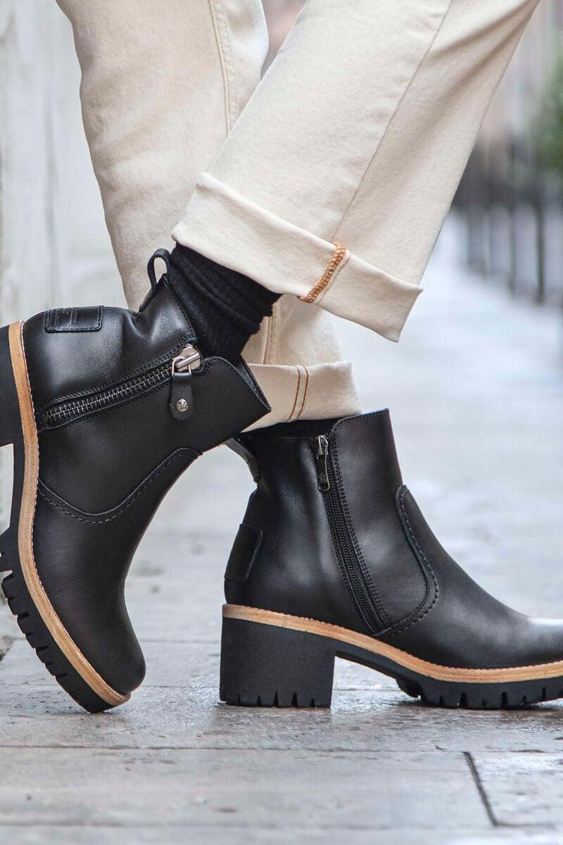 Cortefiel Botines de piel con forro interior de piel