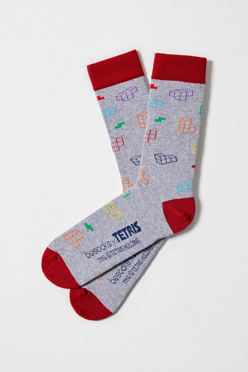 Cortefiel Calcetines altos Besocks de TETRIS de algodón orgánico color gris