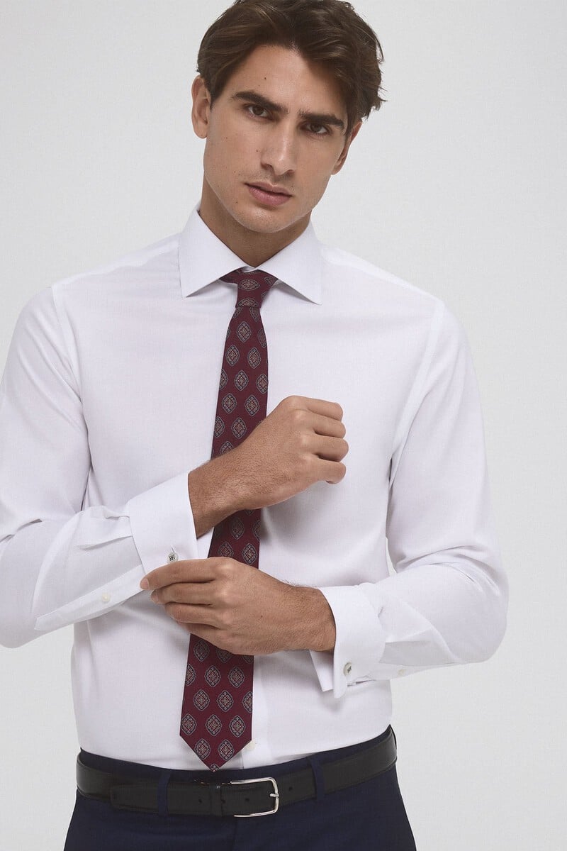 Cortefiel Camisa Vestir Puño Gemelo Non Iron Y Antimanchas Lisa Tailored Fit