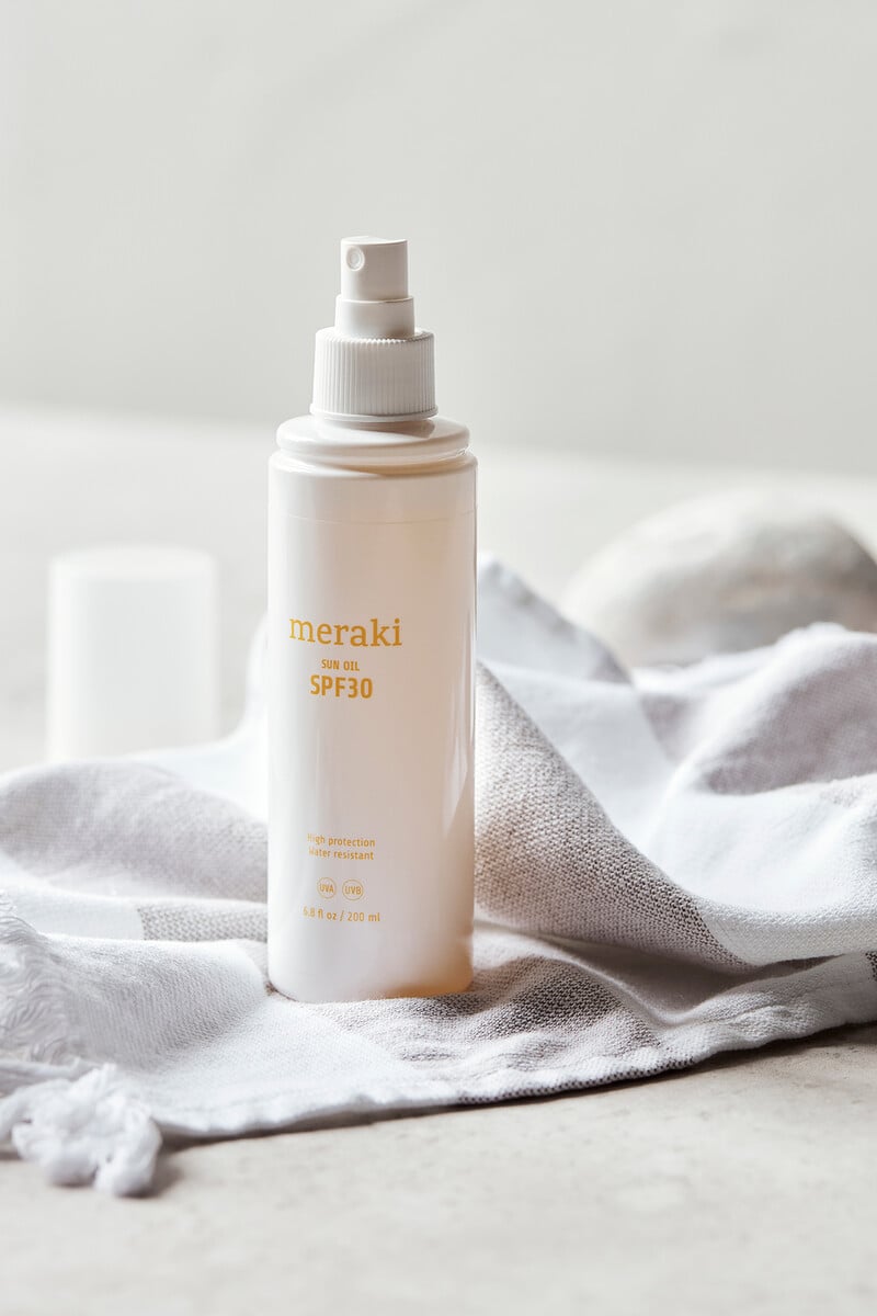 Cortefiel Aceite protector solar corporal