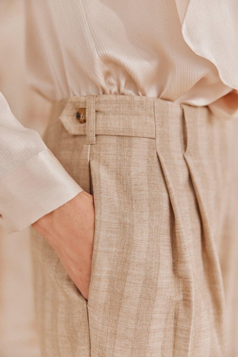 Cortefiel Barbara. Pantalones Rayas