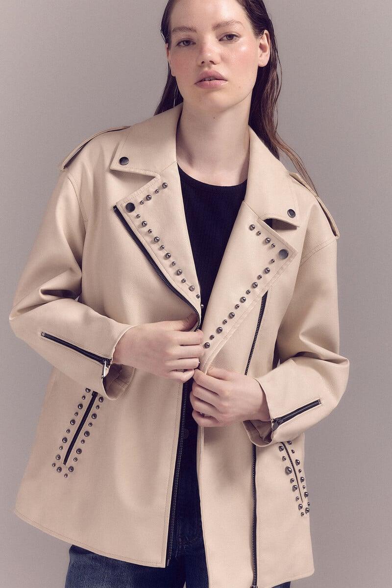 Cortefiel Biker oversize tachas