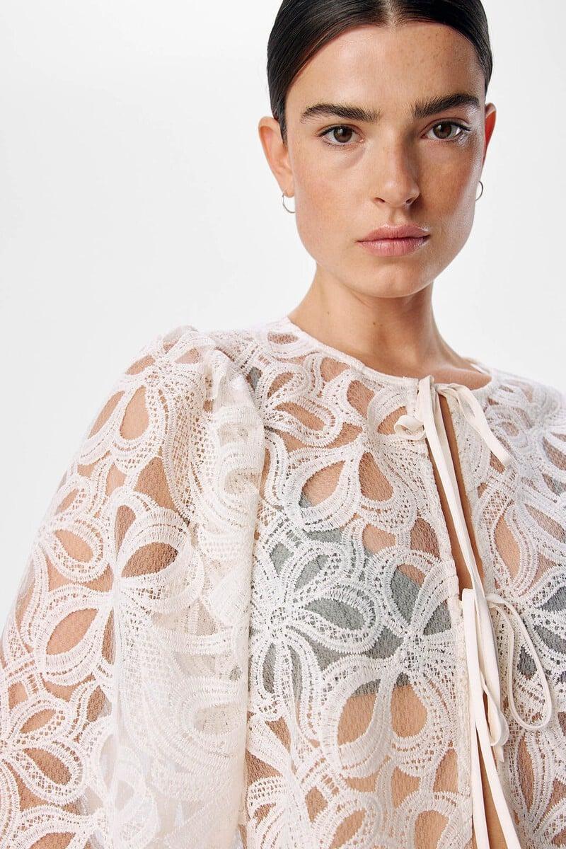 Cortefiel Blusa Bordada De Manga Larga