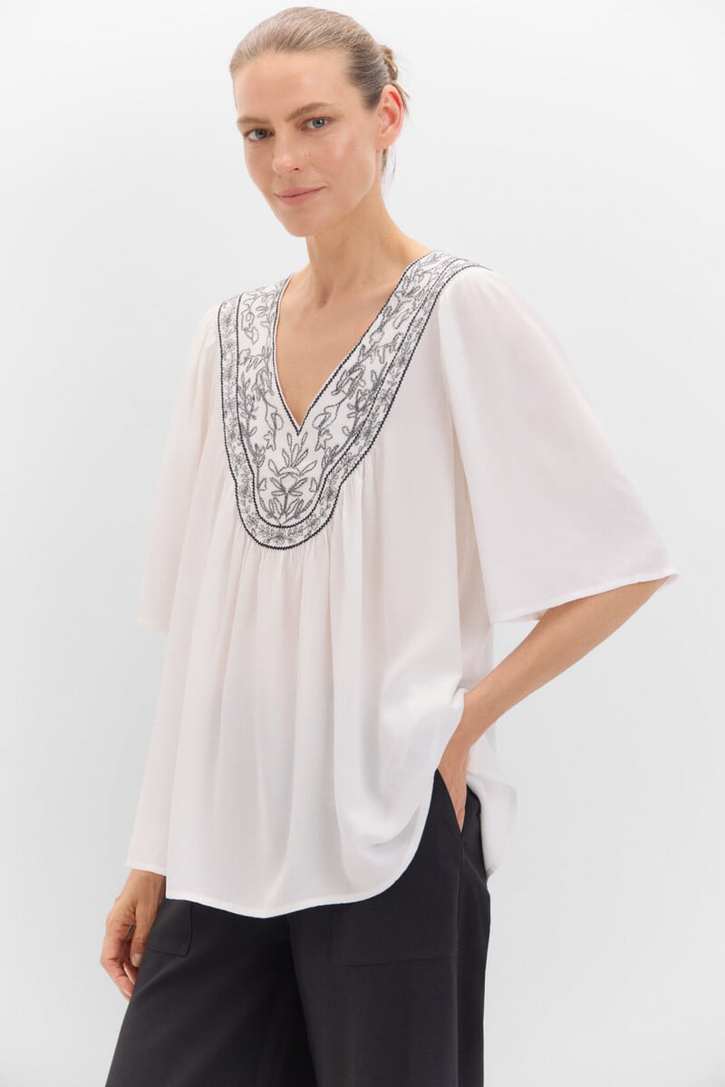 Cortefiel Blusa canesú bordado