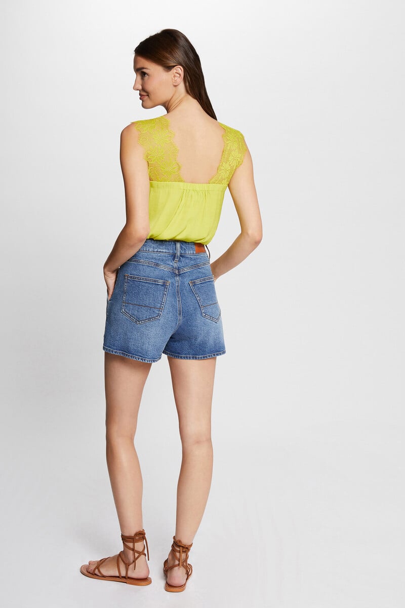 Cortefiel Blusa Con Tirantes Anchos Con Encaje