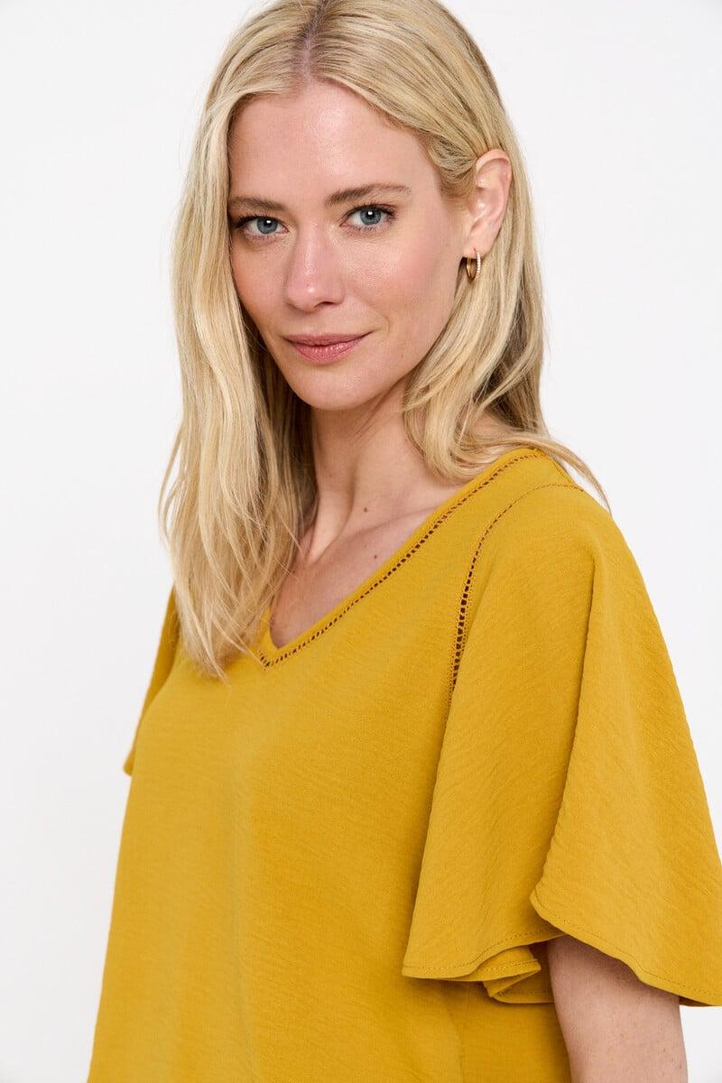Cortefiel Blusa Escote Pico Detalle Encaje