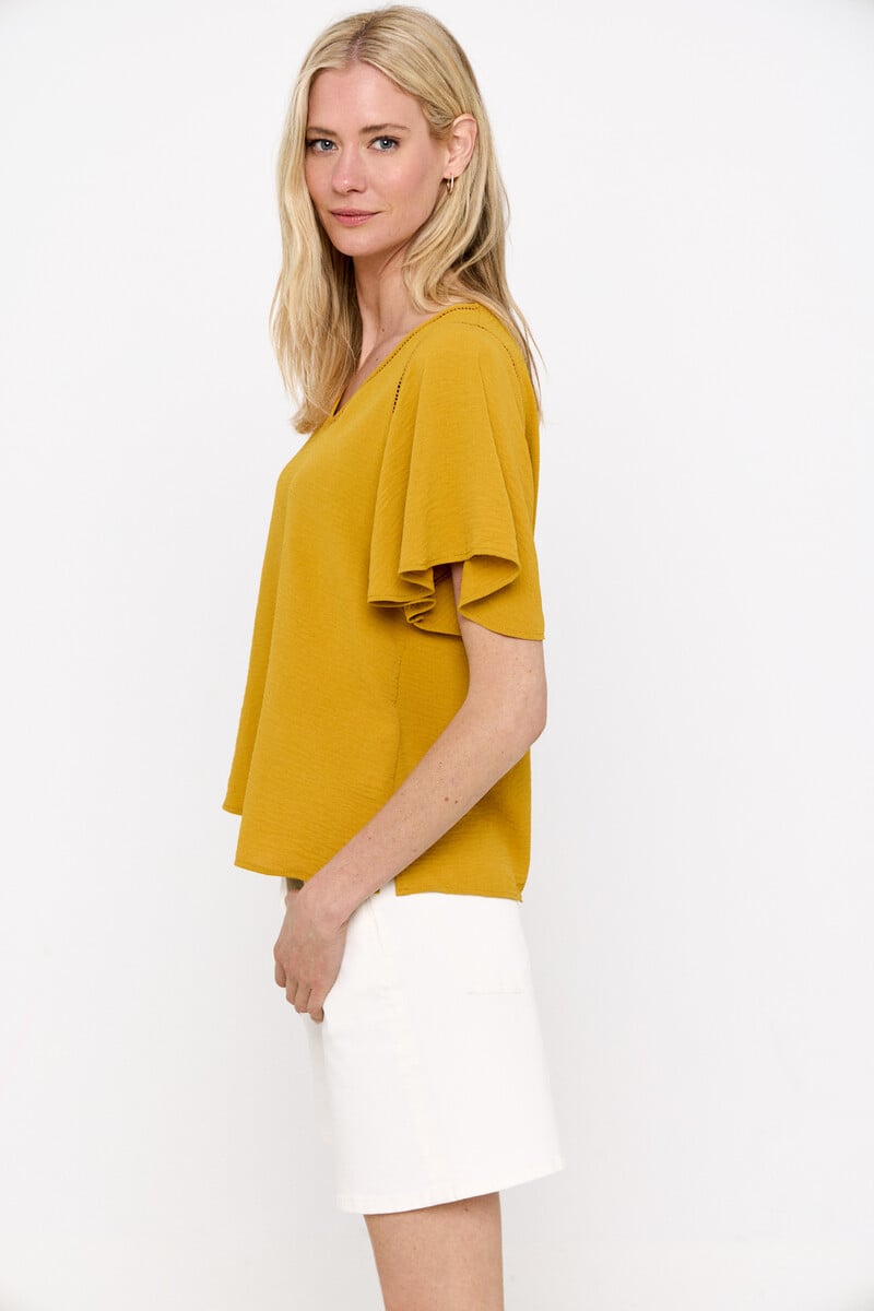 Cortefiel Blusa escote pico detalle encaje