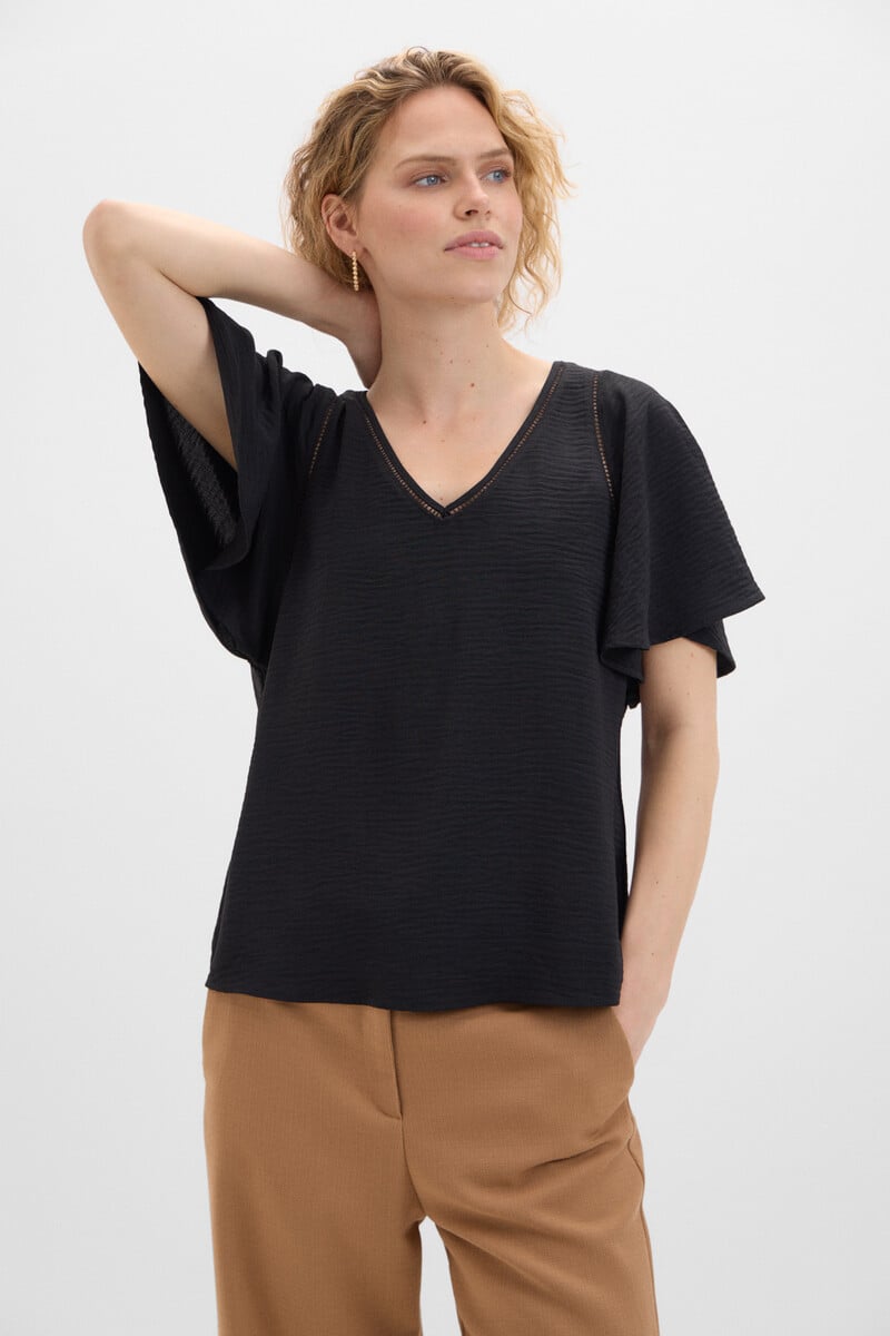 Cortefiel Blusa escote pico detalle encaje