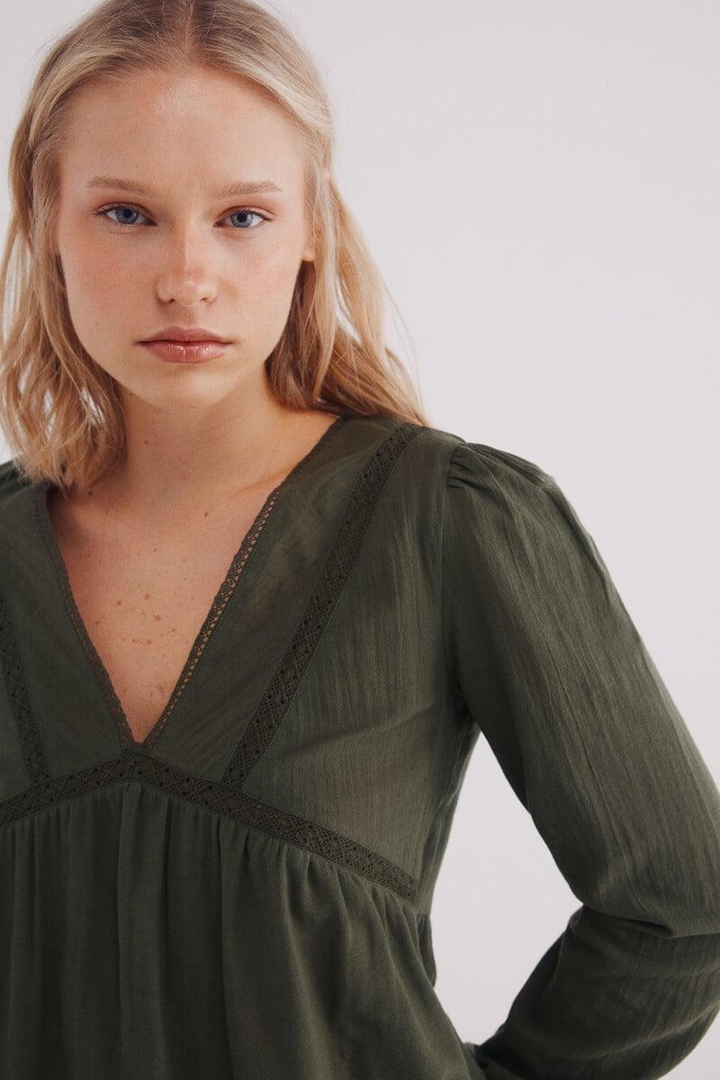 Cortefiel Blusa Laces Bordados