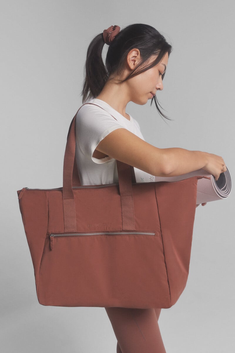 Cortefiel Bolso shopper marrón nylon