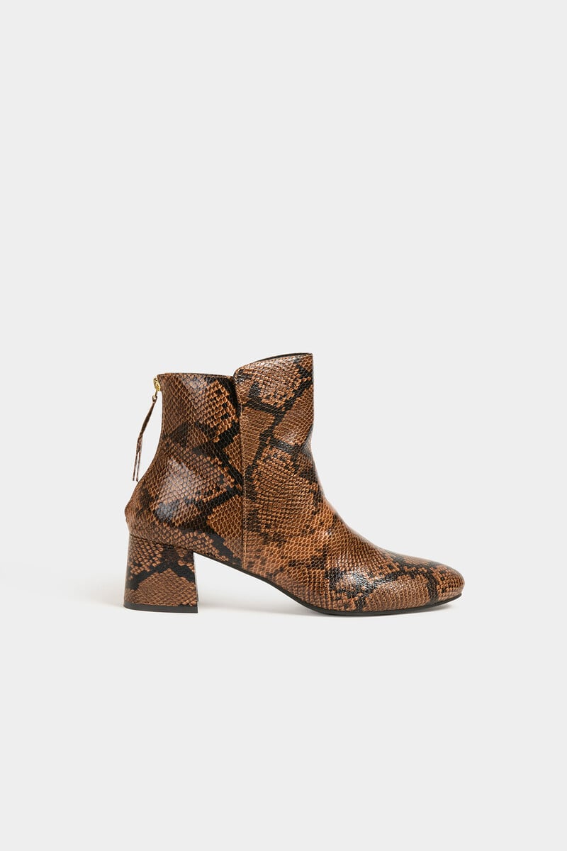 Cortefiel Botines de pitón y tacones