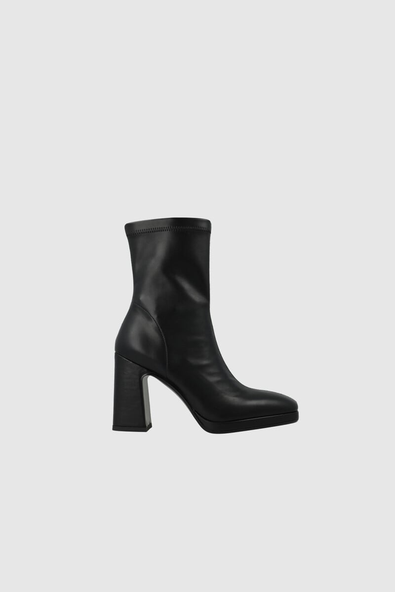 Cortefiel Botines de tacón en piel