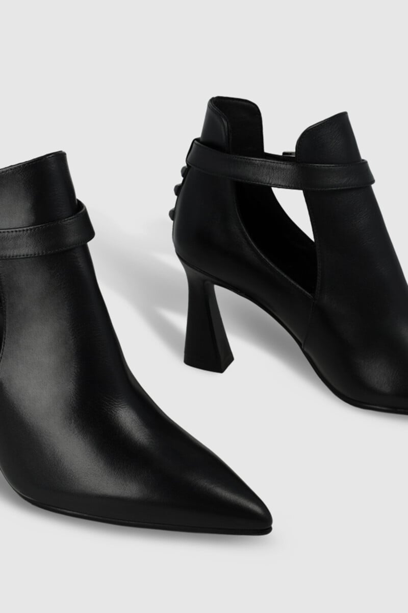Cortefiel Botines De Tacón En Piel