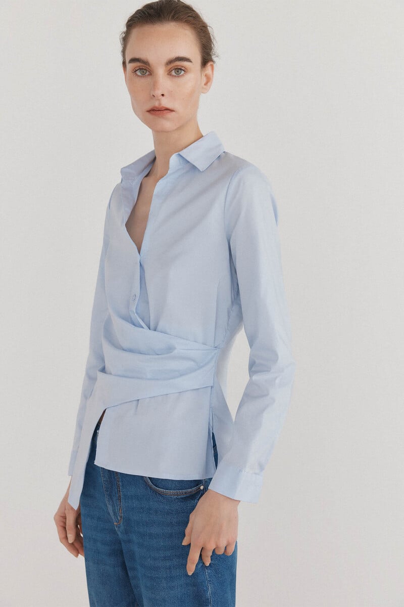 Cortefiel Camisa De Cuello Solapa Con Escote Pico