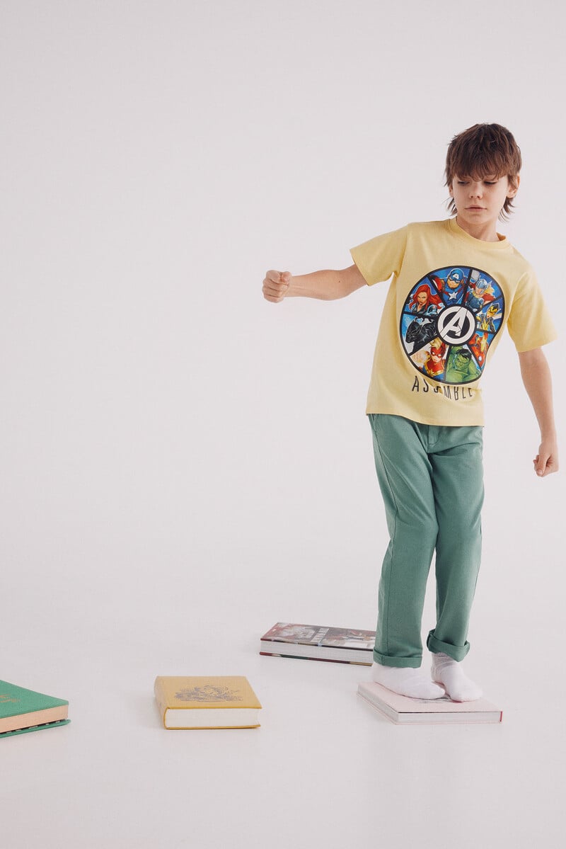 Cortefiel Camiseta Avengers niño