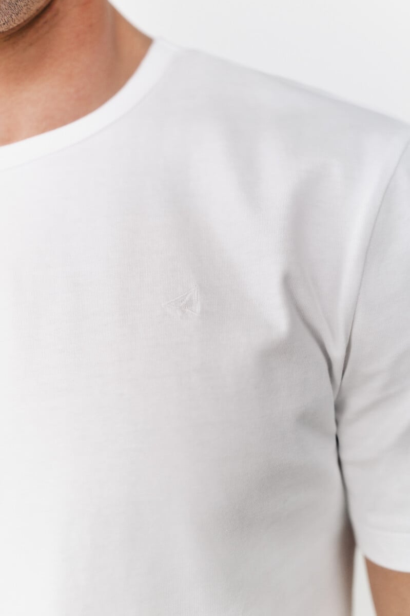 Cortefiel Camiseta Básica Con Bordado Avión OOTO