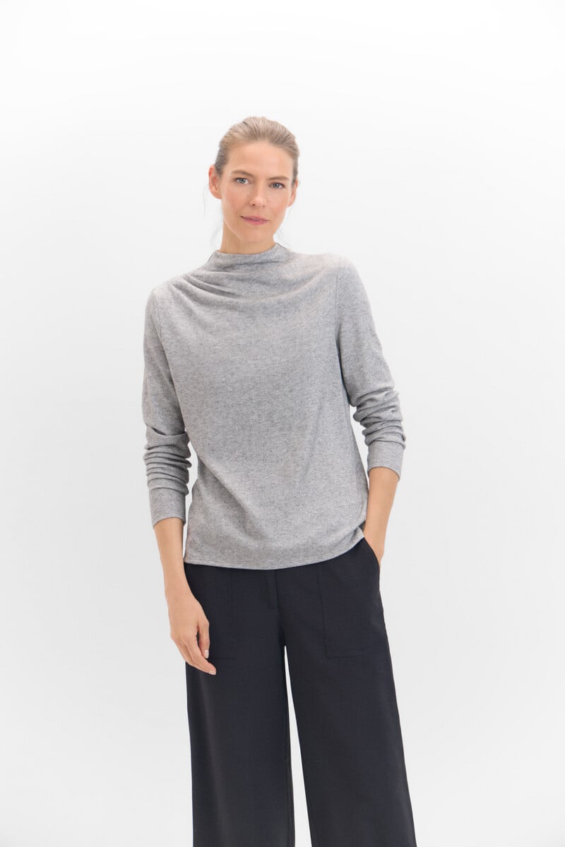 Cortefiel Camiseta Brillante Con Pliegues