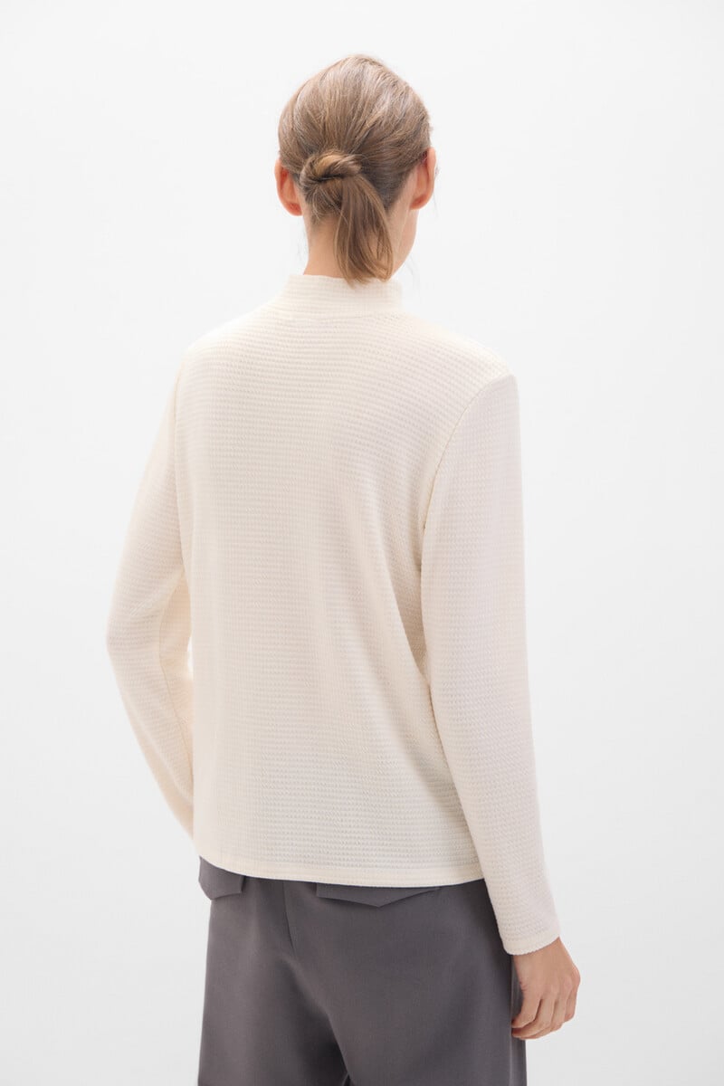 Cortefiel Camiseta Con Cuello Volante
