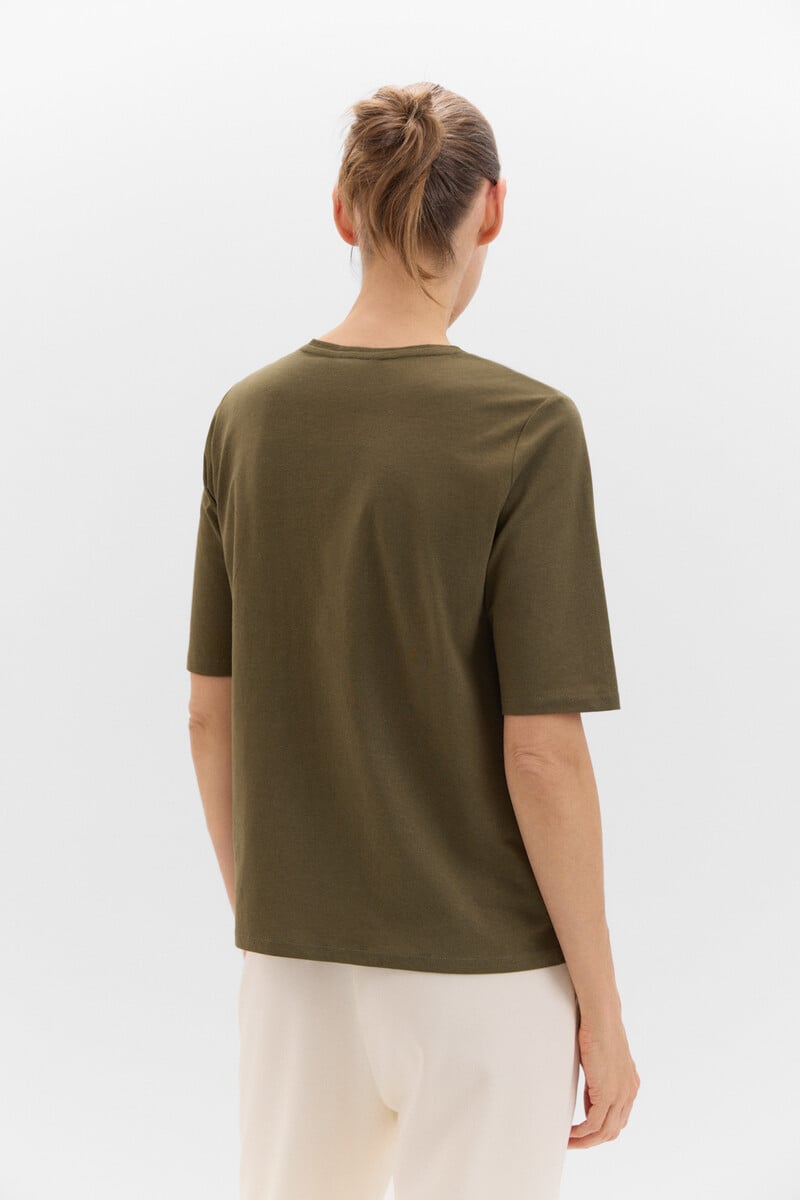 Cortefiel Camiseta Con Detalle Bordado Con Studs