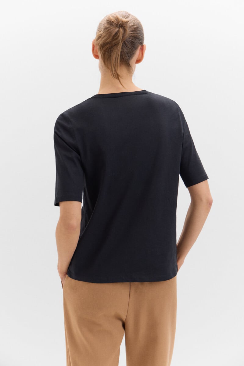 Cortefiel Camiseta Con Detalle Bordado Con Studs