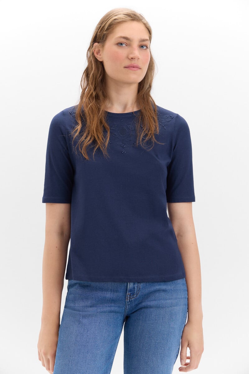 Cortefiel Camiseta Con Detalle Bordado Con Studs