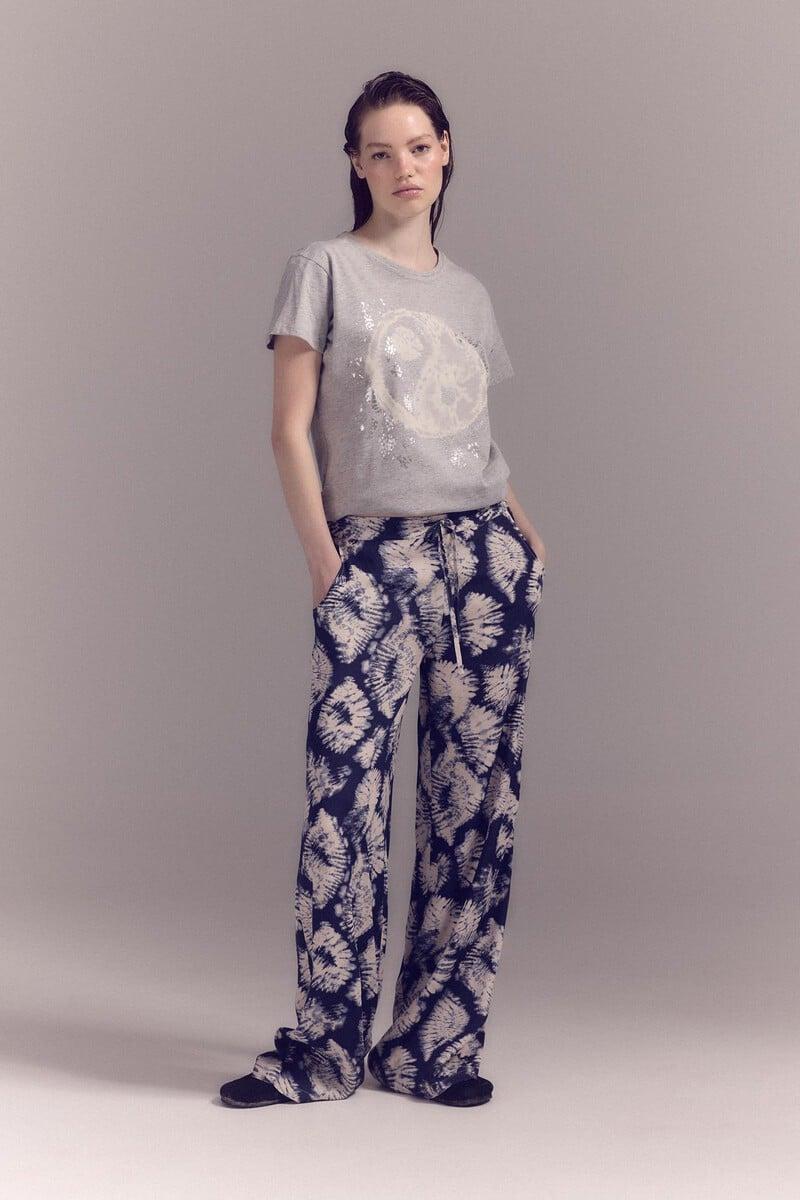Cortefiel Camiseta Con Estampado De Yinyan