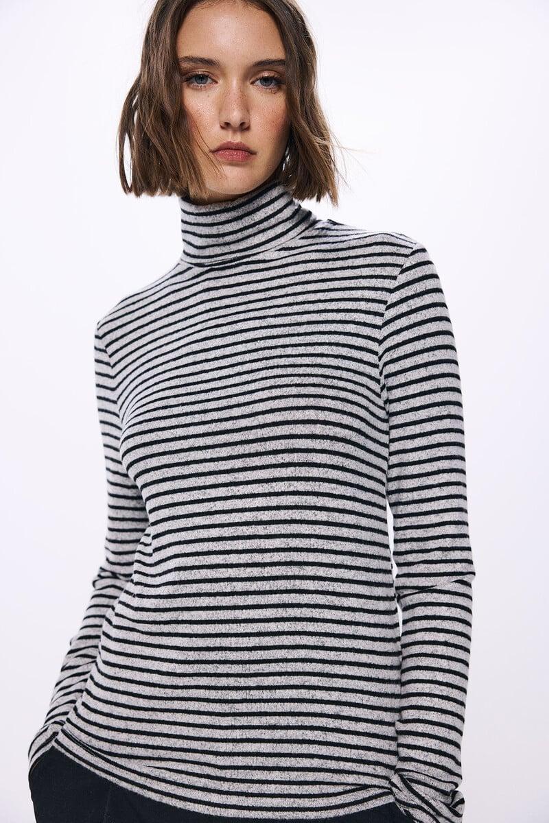 Cortefiel Camiseta Cuello Vuelto