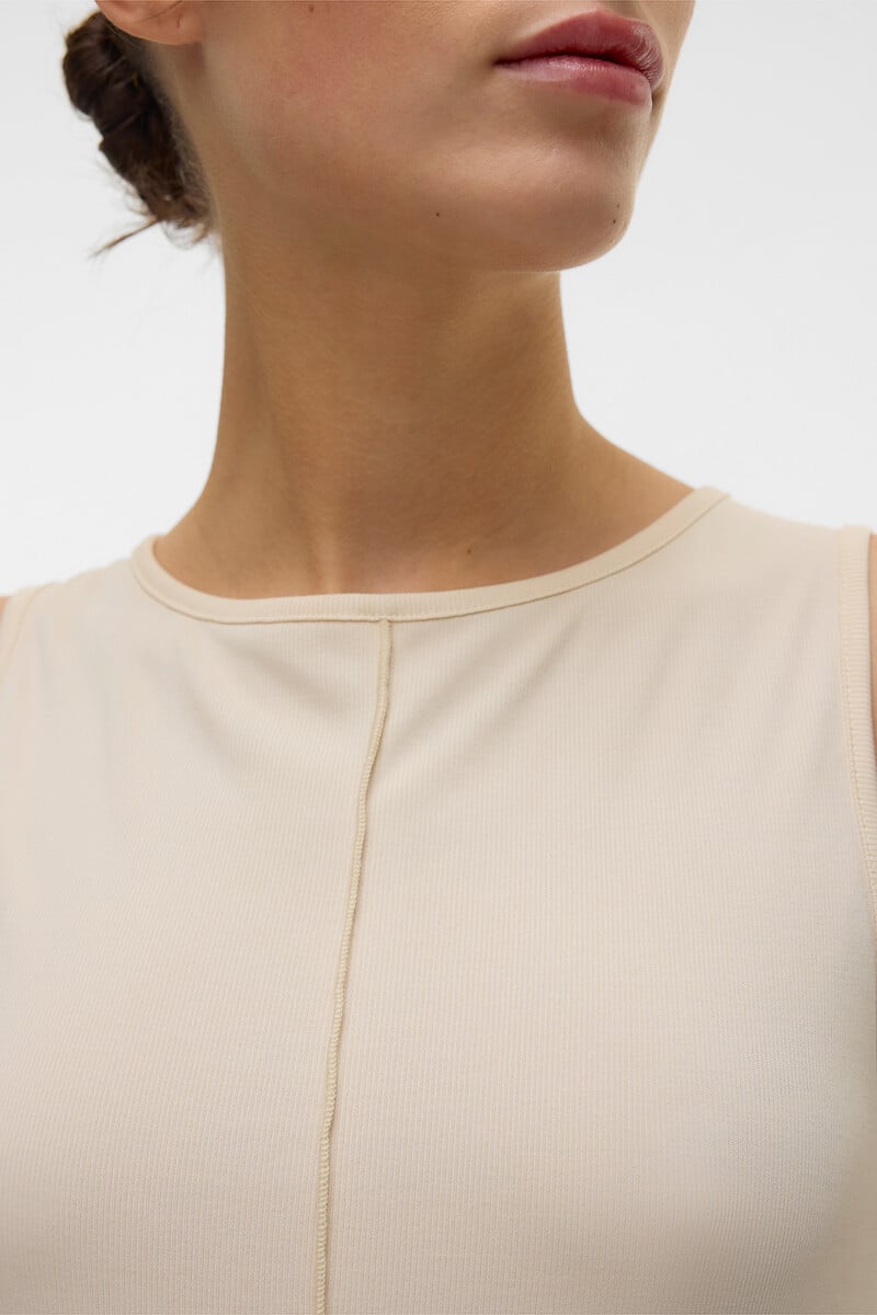 Cortefiel Camiseta De Tirantes Y Cuello Barco