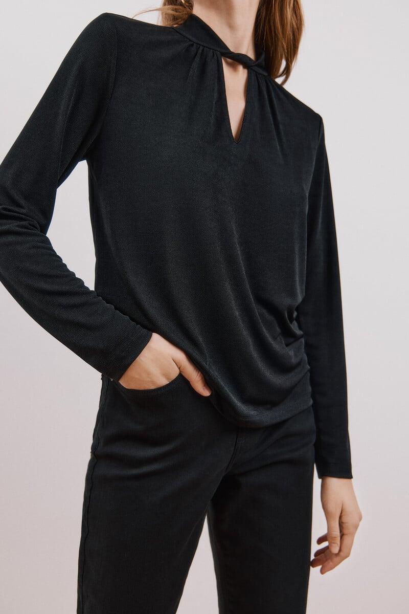 Cortefiel Camiseta Escote Nudo