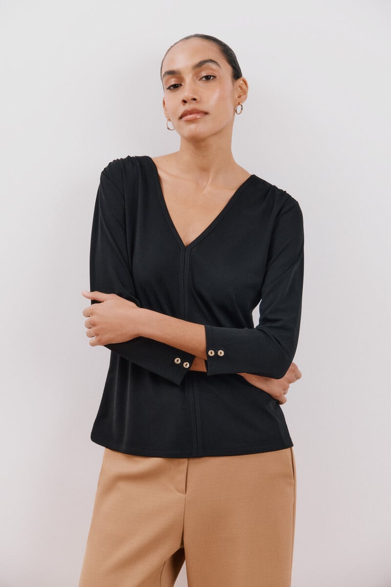 Cortefiel Camiseta fluida escote pico